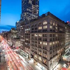 Отель U Fifth Avenue, Empire State Building
