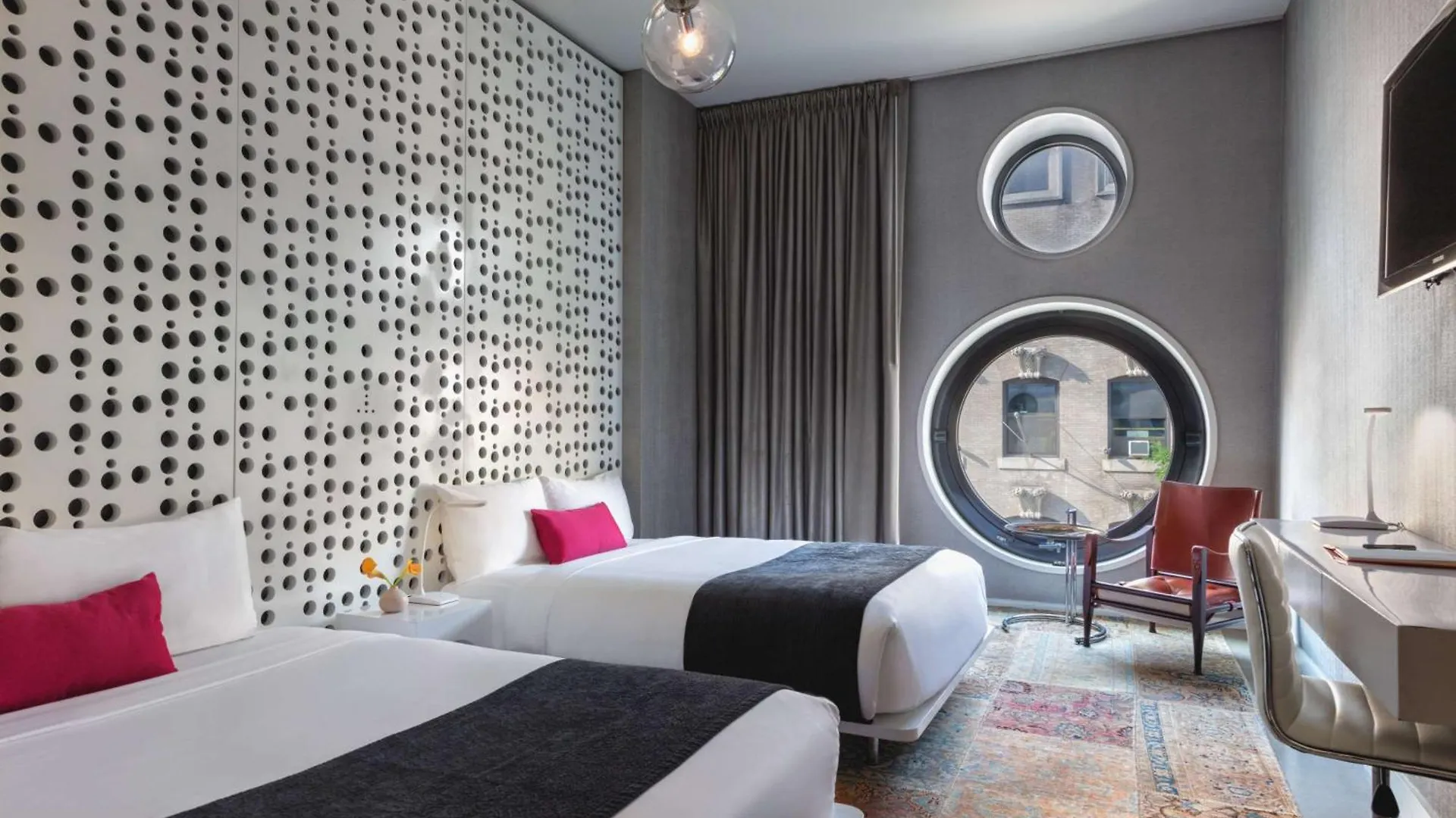Dream Downtown, By Hyatt Hotel New York